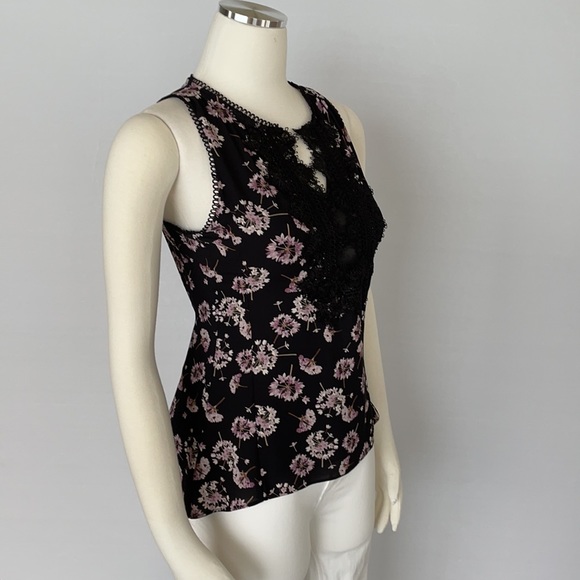 NWOT WHBM Floral Lace Print Top Size XS Petite - Picture 9 of 16